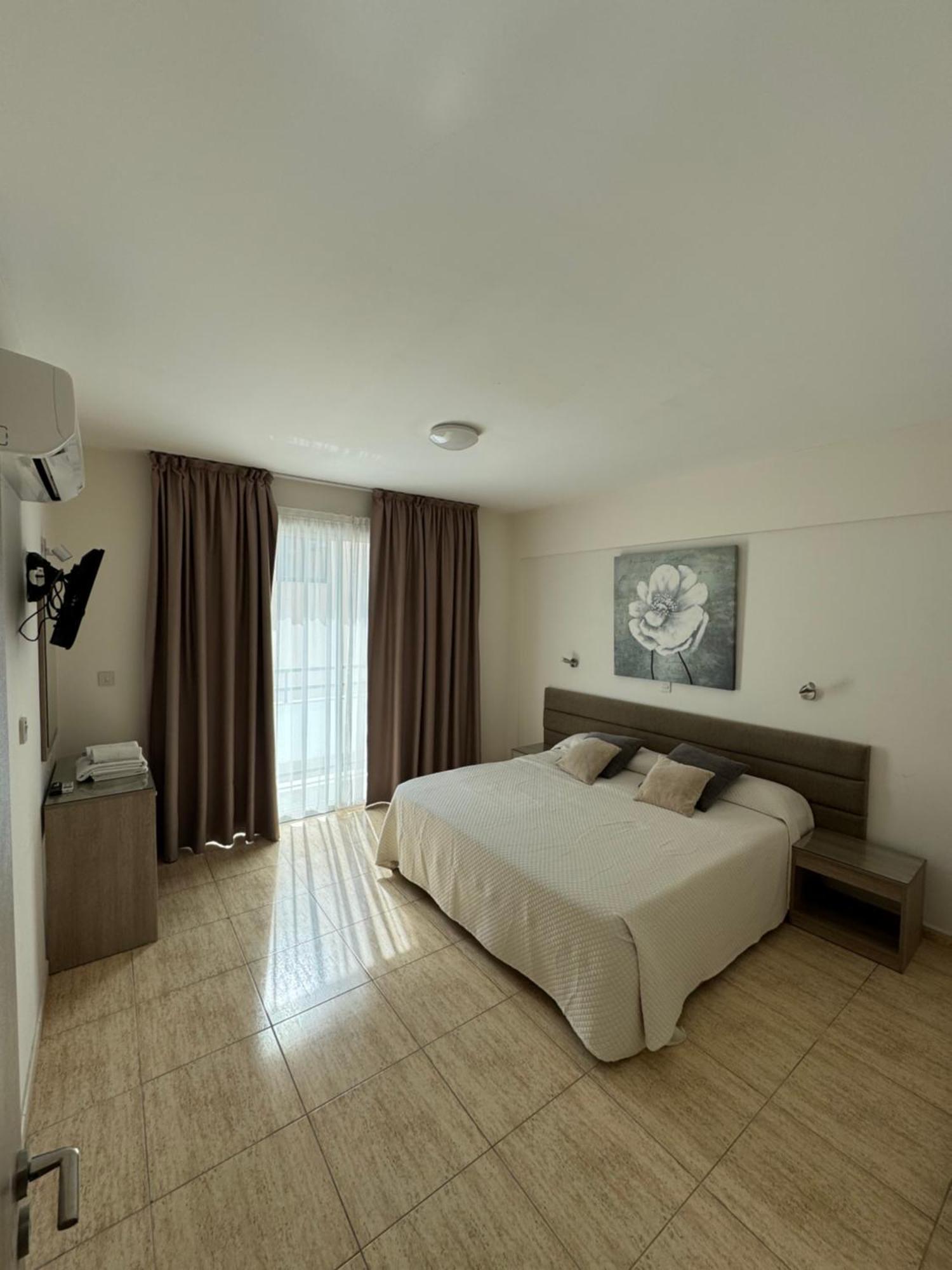 Marianna Hotel Apartments Lemesós Eksteriør bilde