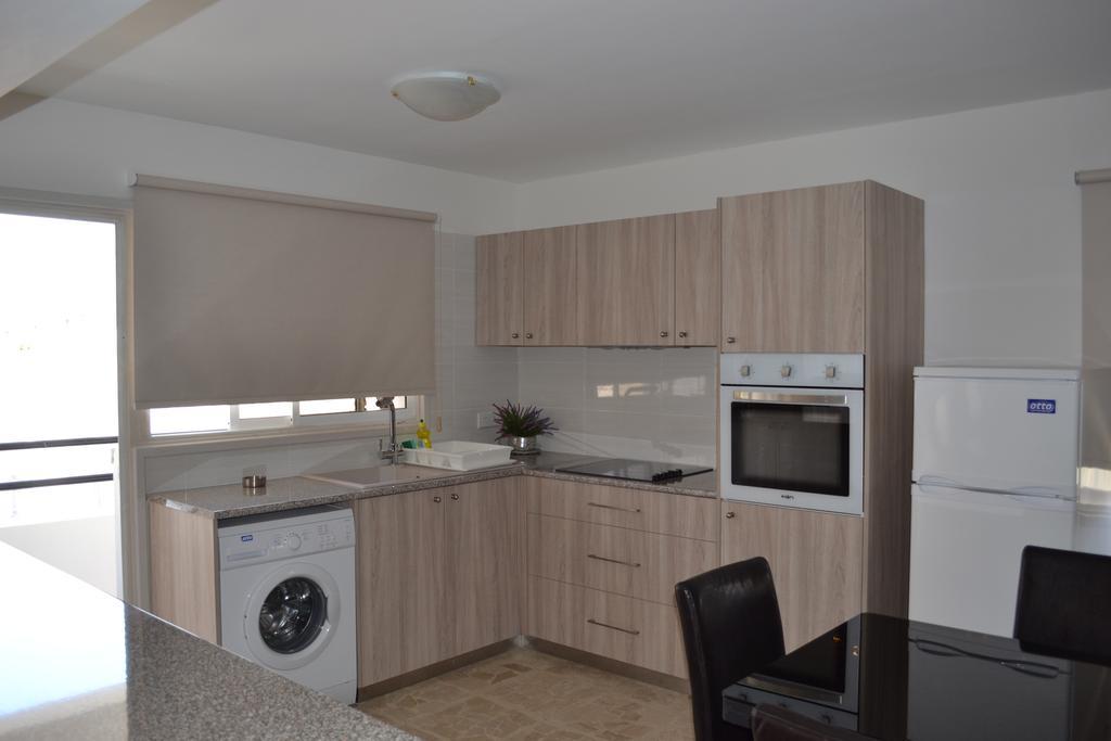 Marianna Hotel Apartments Lemesós Eksteriør bilde